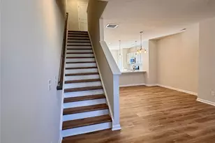 6041 King Charles Ct, Charlotte, NC 28213 - Photo 7