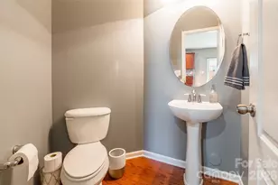 13708 Sunrise View Dr, Charlotte, NC 28278 - Photo 17