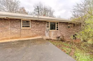 170 Clifton Ave, Bryson City, NC 28713 - Photo 9