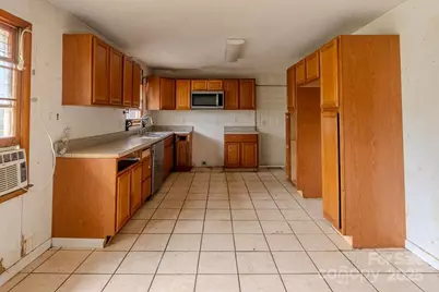 170 Clifton Avenue, Bryson City, NC 28713 - Photo 35