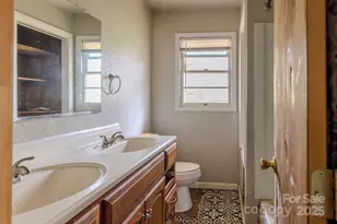 170 Clifton Ave, Bryson City, NC 28713 - Photo 17