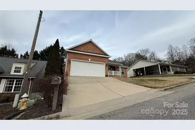 1140 Stephenson Court, Lenoir, NC 28645 - Photo 3