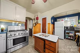 225 Wilson St, Albemarle, NC 28001 - Photo 9