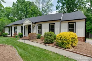 619 Fence Post Ln, Matthews, NC 28105 - Photo 3