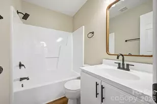 1605 Abbey Cir, Asheville, NC 28805 - Photo 23