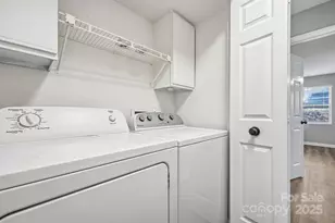 1605 Abbey Cir, Asheville, NC 28805 - Photo 29