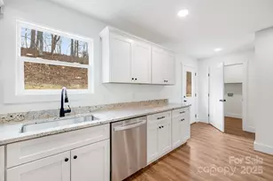 382 Holtzclaw St, Canton, NC 28716 - Photo 17