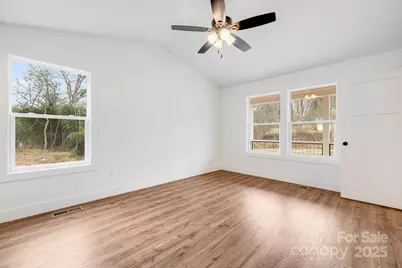 382 Holtzclaw Street, Canton, NC 28716 - Photo 21