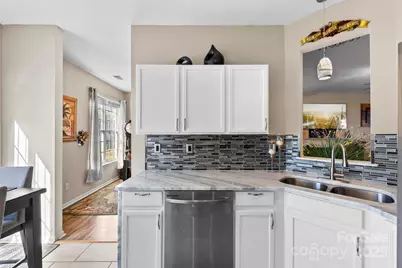 624 Cliffs Inn Circle, Charlotte, NC 28214 - Photo 15