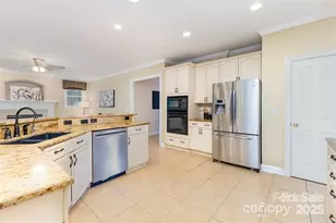 3439 12 Oaks Pl, Charlotte, NC 28270 - Photo 13