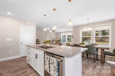 95 Eastabrook Avenue, Brevard, NC 28712 - Photo 21