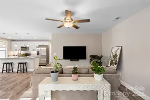 95 Eastabrook Ave, Brevard, NC 28712 - Photo 9