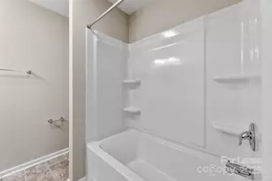 8562 River Ridge Dr, Charlotte, NC 28213 - Photo 21