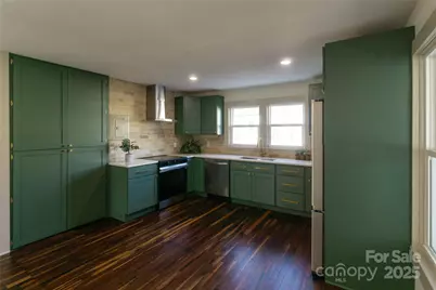 137 N Magnolia Street, Mooresville, NC 28115 - Photo 3