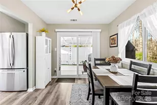 911 Sardis Cove Dr, Charlotte, NC 28270 - Photo 5