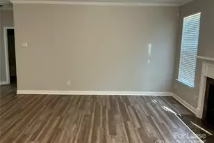 5830 Langwell Ln, Charlotte, NC 28278 - Photo 7