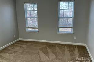 5830 Langwell Ln, Charlotte, NC 28278 - Photo 17