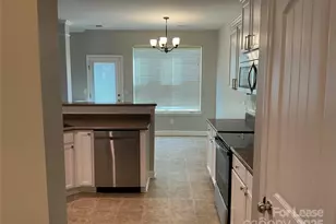 5830 Langwell Ln, Charlotte, NC 28278 - Photo 9