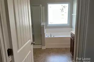 5830 Langwell Ln, Charlotte, NC 28278 - Photo 15