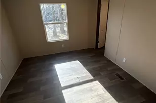 702 Mullinax Cir, Blacksburg, SC 29702 - Photo 15