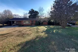 1303 Hunt St, Shelby, NC 28152 - Photo 15