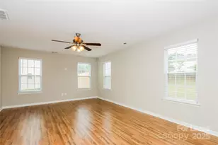 609 Castlefin Ct, Statesville, NC 28625 - Photo 7