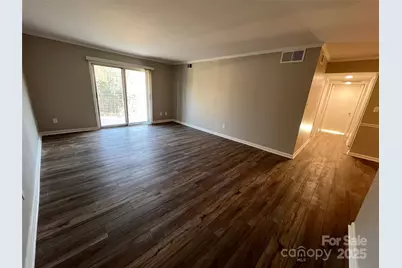 4739 Hedgemore Drive #T, Charlotte, NC 28209 - Photo 7