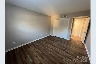 4739 Hedgemore Drive #T, Charlotte, NC 28209 - Photo 15