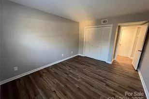 4739 Hedgemore Dr, Charlotte, NC 28209 - Photo 15