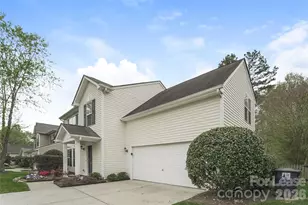 3013 Secret Garden Ct, Indian Trail, NC 28079 - Photo 3