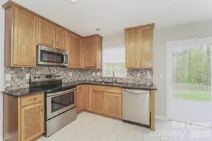 3013 Secret Garden Ct, Indian Trail, NC 28079 - Photo 5