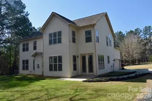 2419 Dellwood Dr, Monroe, NC 28110 - Photo 3