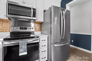 1002 Deermouse Way, Hendersonville, NC 28792 - Photo 9