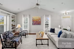 2904 Autumn Harvest Ln, Charlotte, NC 28269 - Photo 5