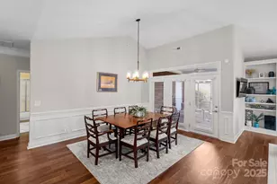 2904 Autumn Harvest Ln, Charlotte, NC 28269 - Photo 7