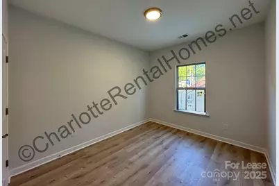 505 W Norment Avenue, Gastonia, NC 28052 - Photo 9