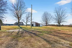 1231 Shiloh Rd, Claremont, NC 28610 - Photo 39