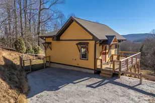 865 Frost Rd, Saluda, NC 28773 - Photo 3