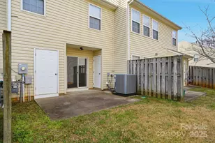 3855 Glenlea Commons Dr, Charlotte, NC 28216 - Photo 33