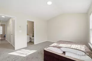 3855 Glenlea Commons Dr, Charlotte, NC 28216 - Photo 27