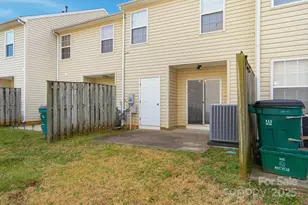 3855 Glenlea Commons Dr, Charlotte, NC 28216 - Photo 35