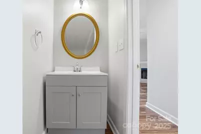 3855 Glenlea Commons Drive, Charlotte, NC 28216 - Photo 19