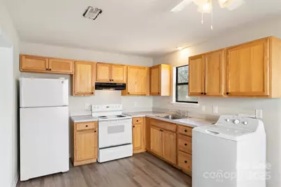 10010 Garth Wood Road, Charlotte, NC 28273 - Photo 9