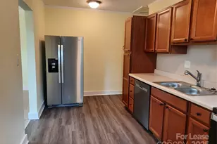 2424 Statesville Ave, Charlotte, NC 28206 - Photo 7