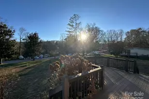 200 Rolling Oaks Dr, Hendersonville, NC 28791 - Photo 15