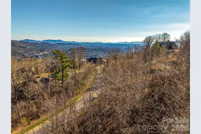 167 Summit Tower Circle, Asheville, NC 28804 - Photo 5