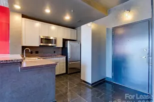 710 W Trade St, Charlotte, NC 28202 - Photo 3