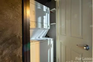 710 W Trade St, Charlotte, NC 28202 - Photo 35