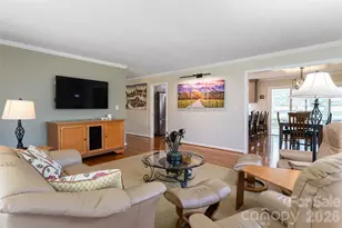 774 Crooked Creek Rd, Hendersonville, NC 28739 - Photo 11