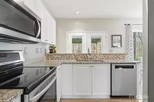 12103 Saddle Pace Ln, Charlotte, NC 28269 - Photo 21